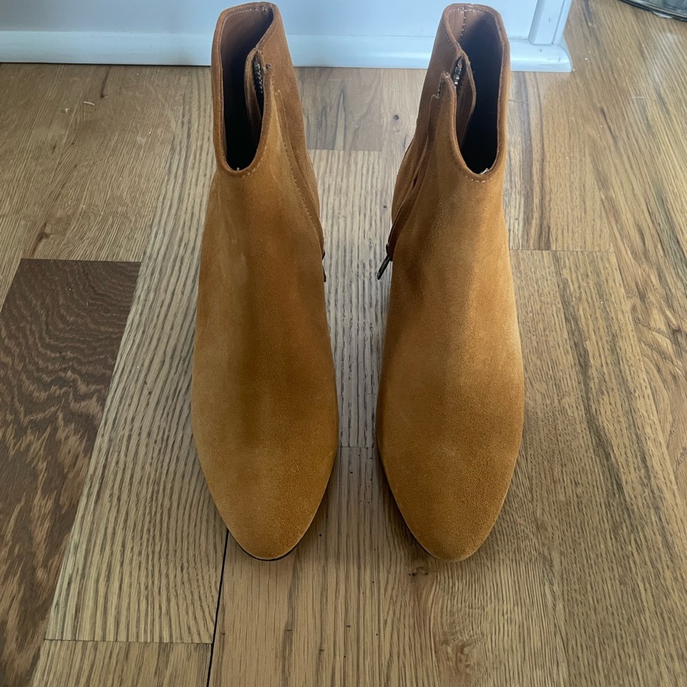 Isabel Marant
Boots - Picture 2 of 3
